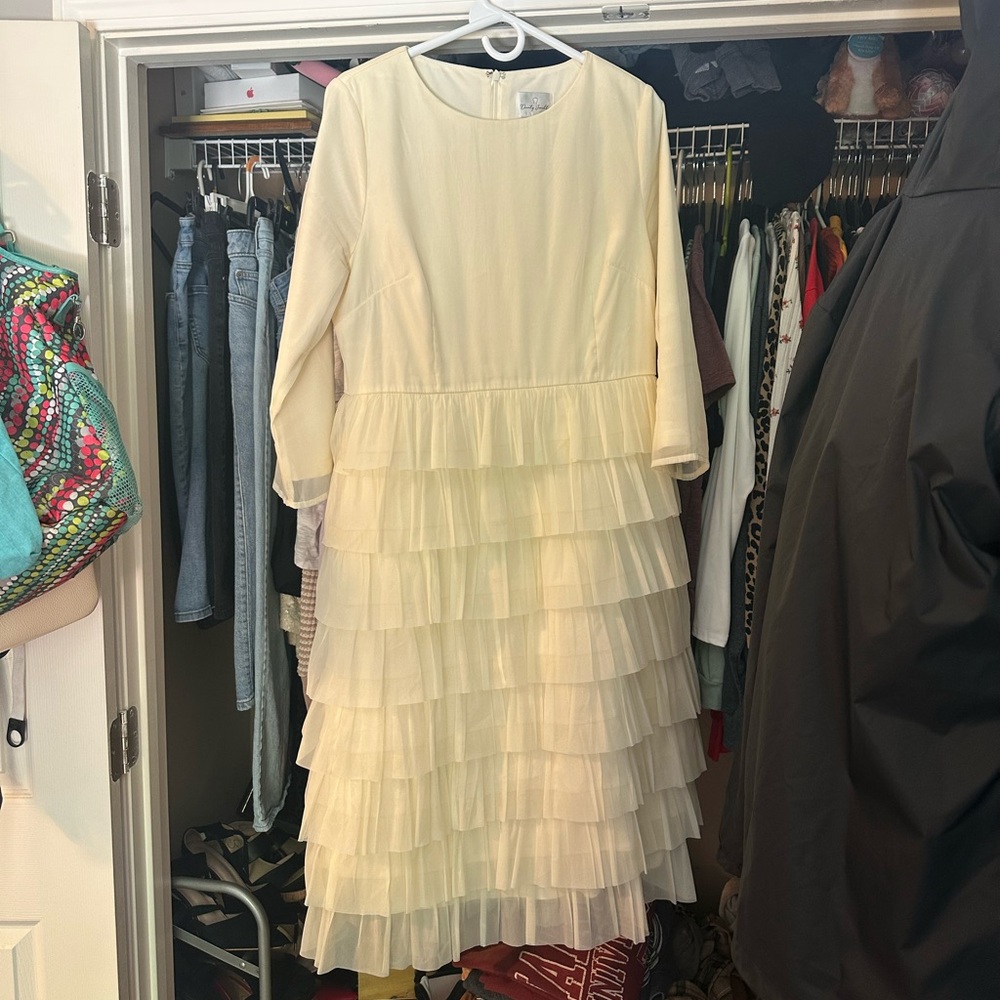 Dainty Jewells Cream Dress with Elegant Design